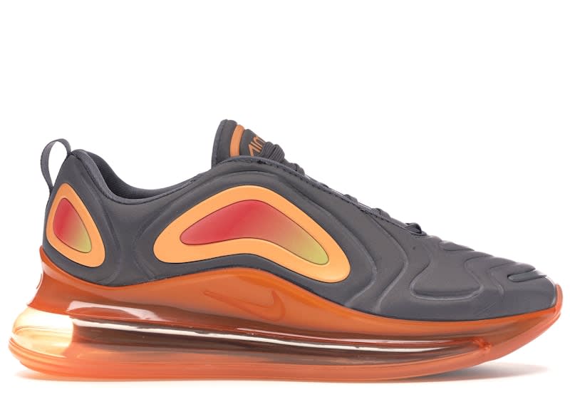 SP343 Nike Air Max 720 Black Fuel Orange