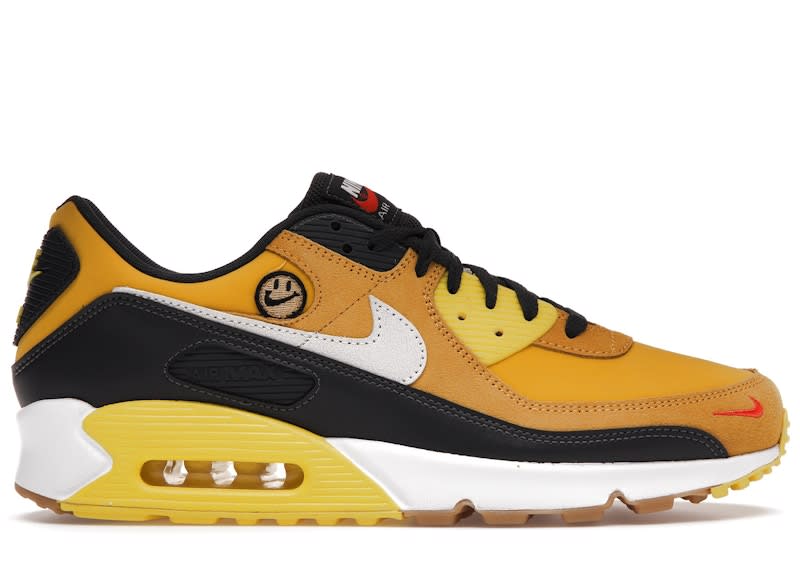 https://res.cloudinary.com/dlqdbsx2k/image/upload/v1784994084/Nike-Air-Max-90-Go-The-Extra-Smile-Product_gzduhv.jpg