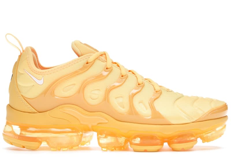 SP13428 Nike Air VaporMax Plus Yolk (Women's)