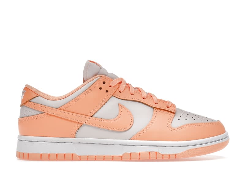 485754 Nike Dunk Low Peach Cream (Women's)