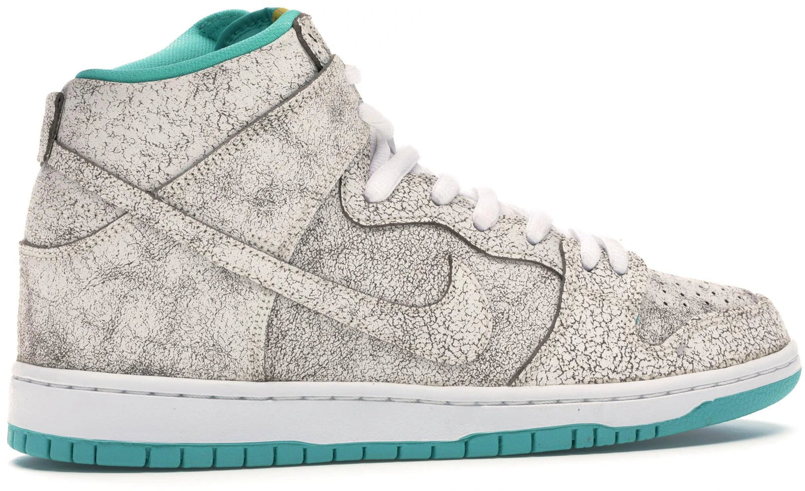 SP16197 Nike SB Dunk High Flamingo