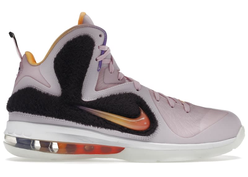 SP16375 Nike LeBron 9 King of LA (2022)