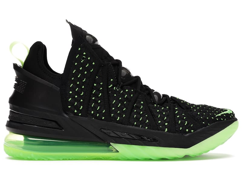 SP10801 Nike LeBron 18 Dunkman