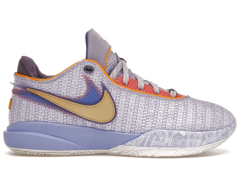 https://res.cloudinary.com/dlqdbsx2k/image/upload/v1779997324/Nike-Lebron-20-Violet-Frost-Product_rgzz70.jpg