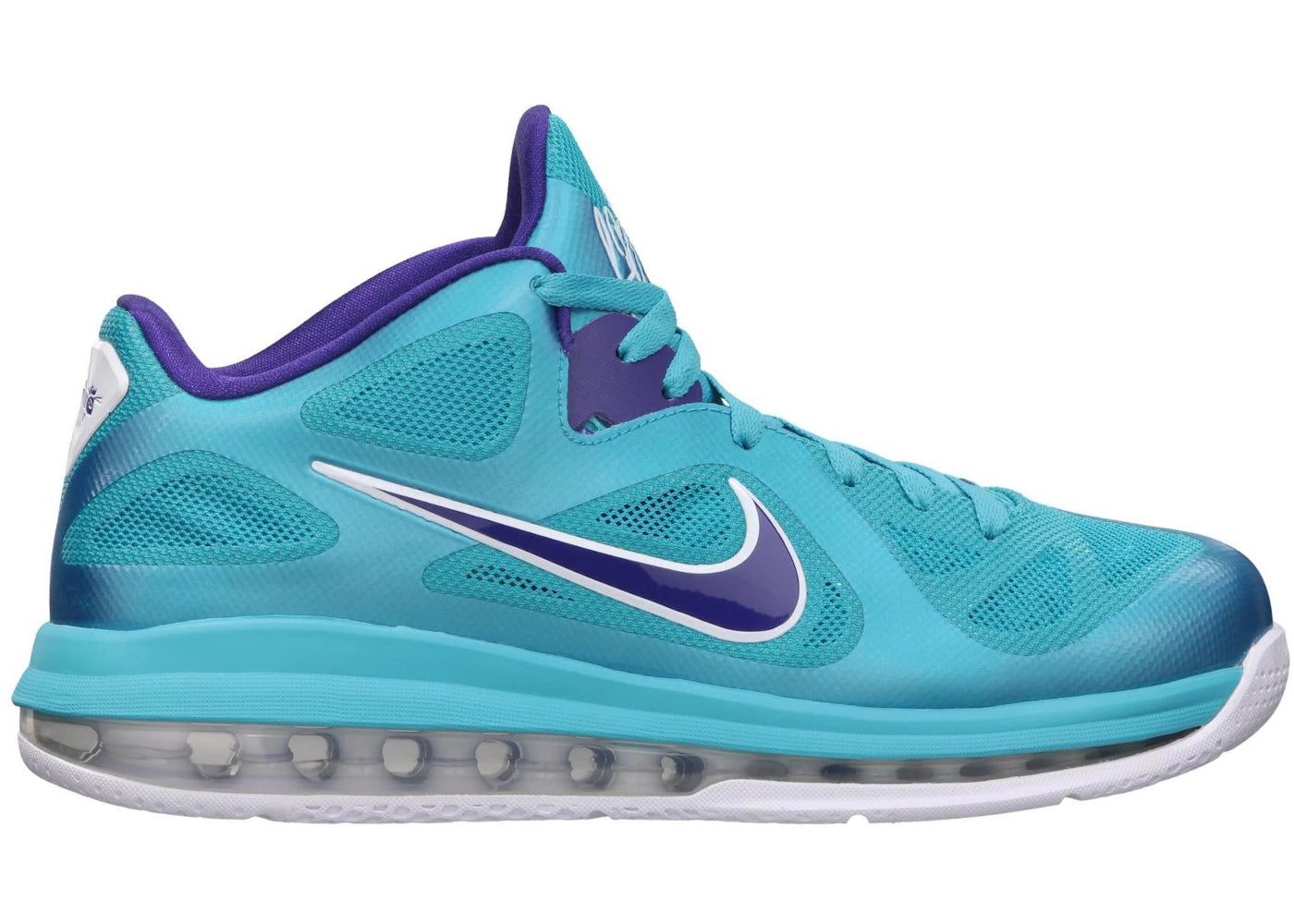 SP16747 Nike LeBron 9 Low Summit Lake Hornets