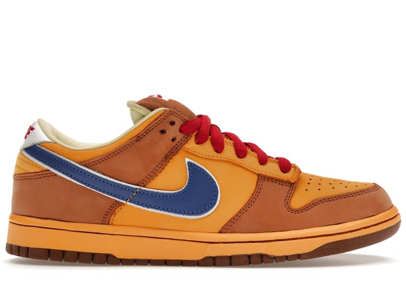 https://res.cloudinary.com/dlqdbsx2k/image/upload/v1781821552/Nike-SB-Dunk-Low-Newcastle-Brown-Ale-Product_tbar7d.jpg