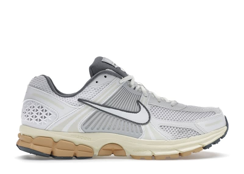 SP9145 Nike Zoom Vomero 5 Summit White Pure Platinum (Women's)