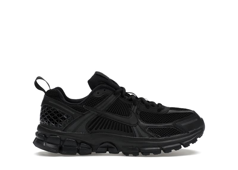 SP11795 Nike Zoom Vomero 5 Triple Black (GS)