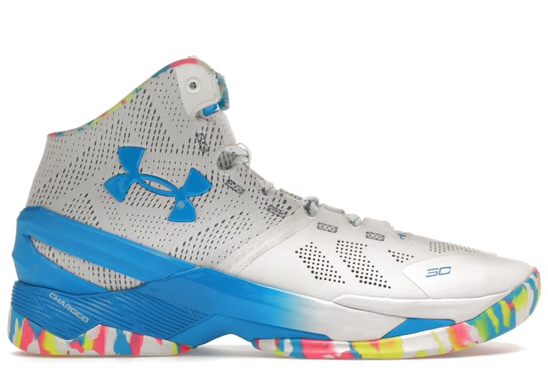 SP14998 UA Curry 2 Birthday