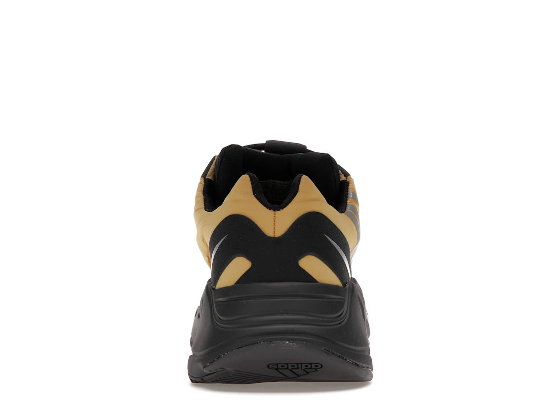SP16550 Yeezy Boost 700 MNVN 'Honey Flux'