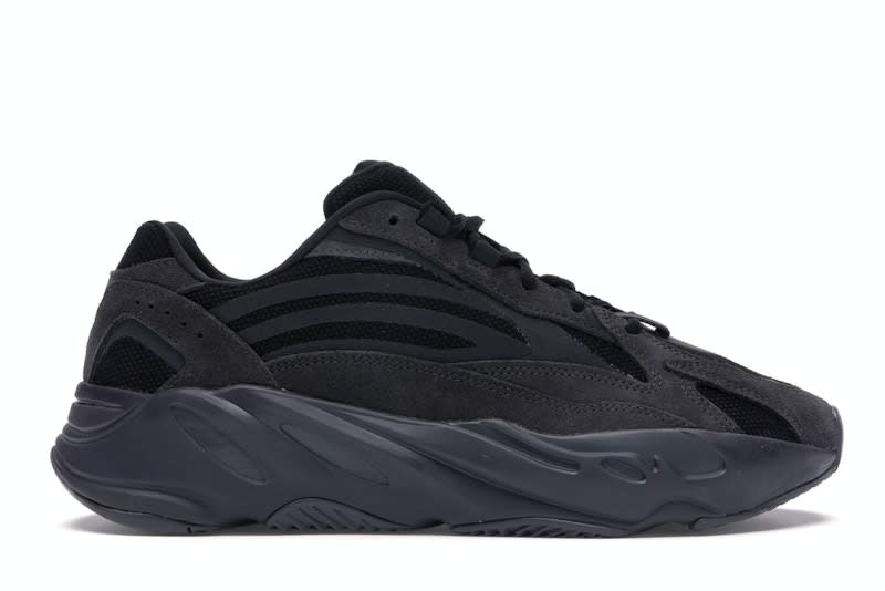 SP16385 adidas Yeezy Boost 700 V2 Vanta