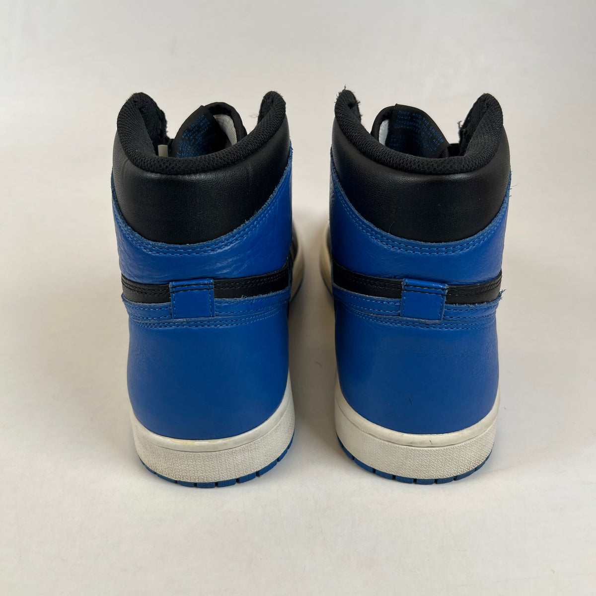 https://res.cloudinary.com/dlqdbsx2k/image/upload/v1790641035/blob_agbm1x.jpg