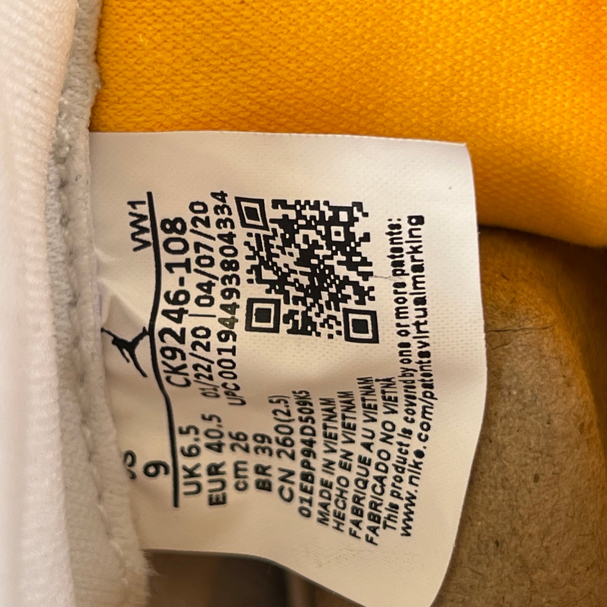 https://res.cloudinary.com/dlqdbsx2k/image/upload/v1790632106/blob_dcmhay.jpg