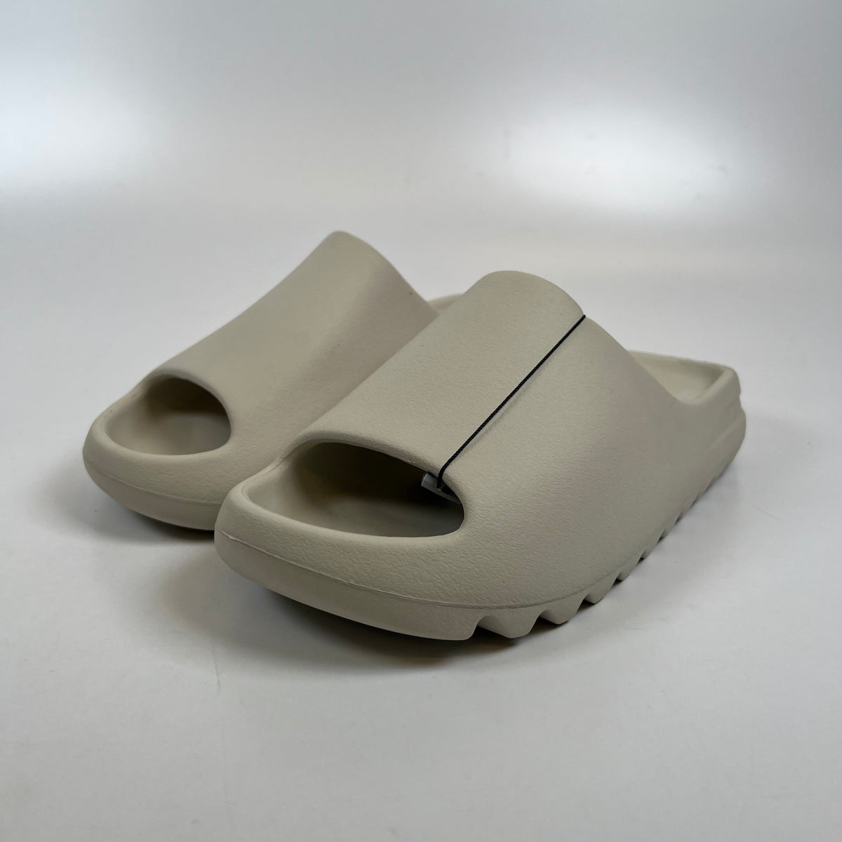 https://res.cloudinary.com/dlqdbsx2k/image/upload/v1792518120/blob_jirxo9.jpg
