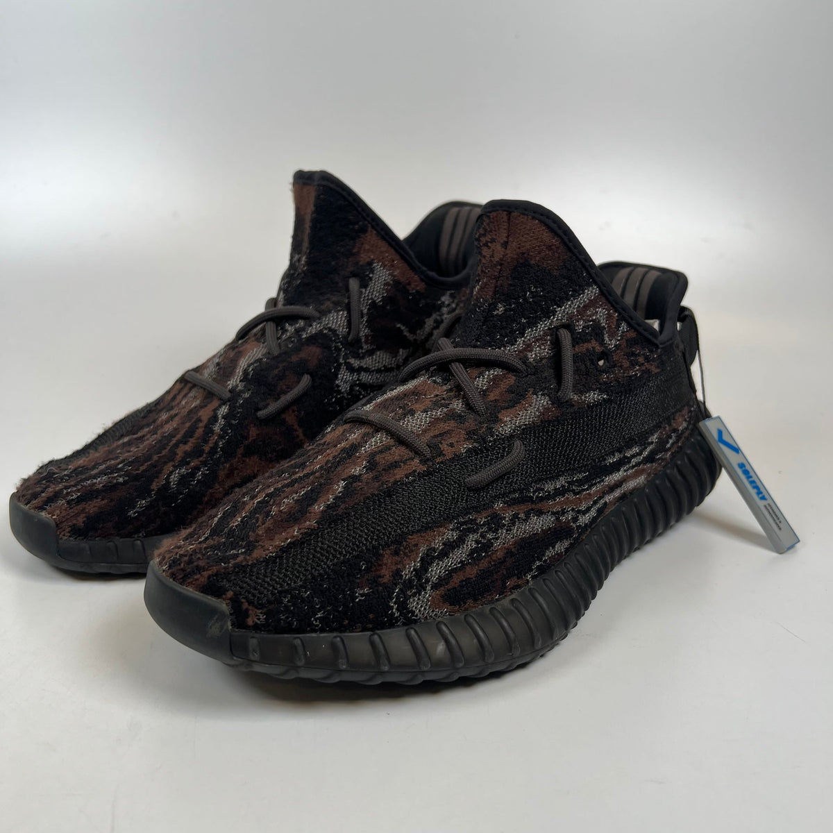 https://res.cloudinary.com/dlqdbsx2k/image/upload/v1792173867/blob_l79tof.jpg