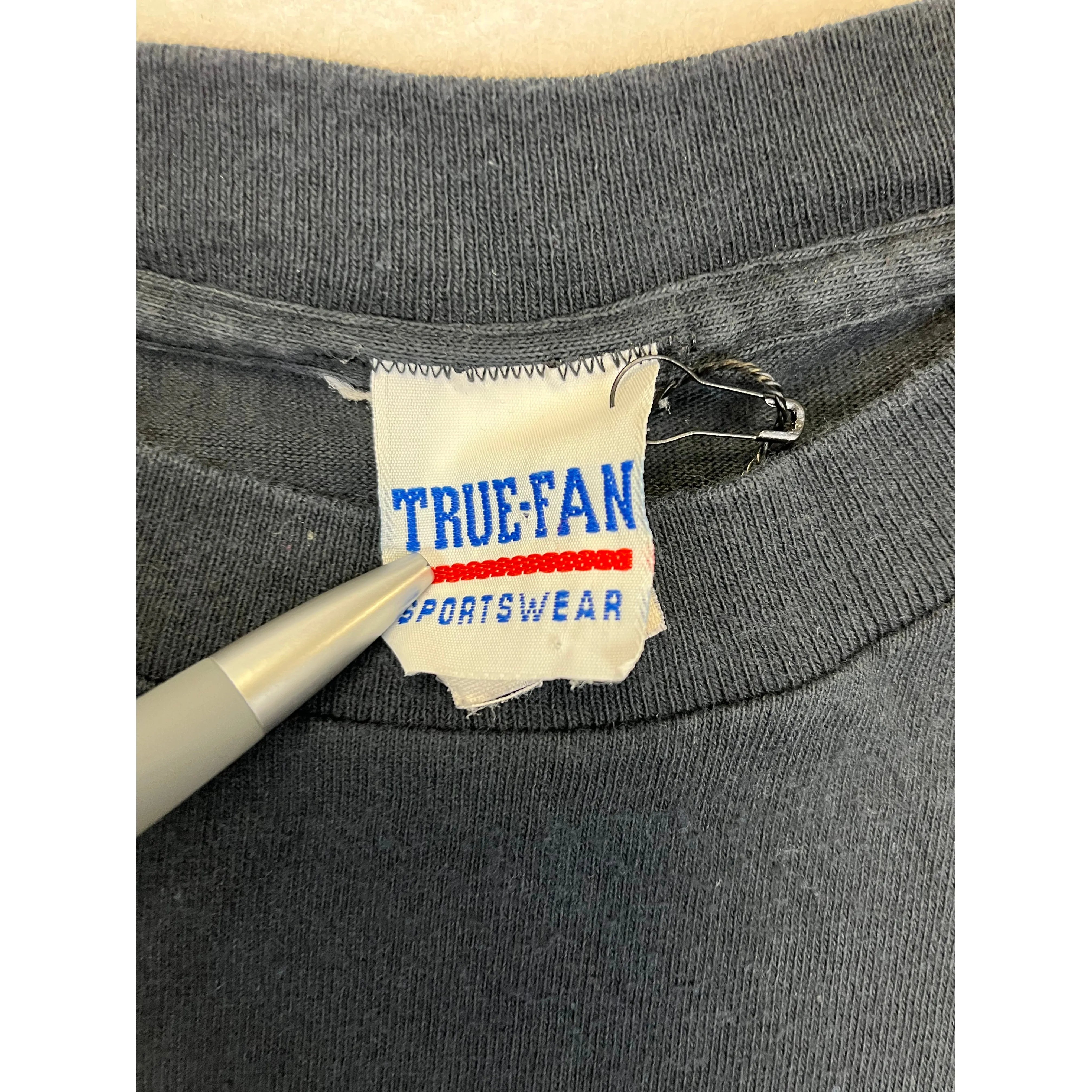 271365 (90s) Philadelphia Eagles NFL Football Graphic T-Shirt