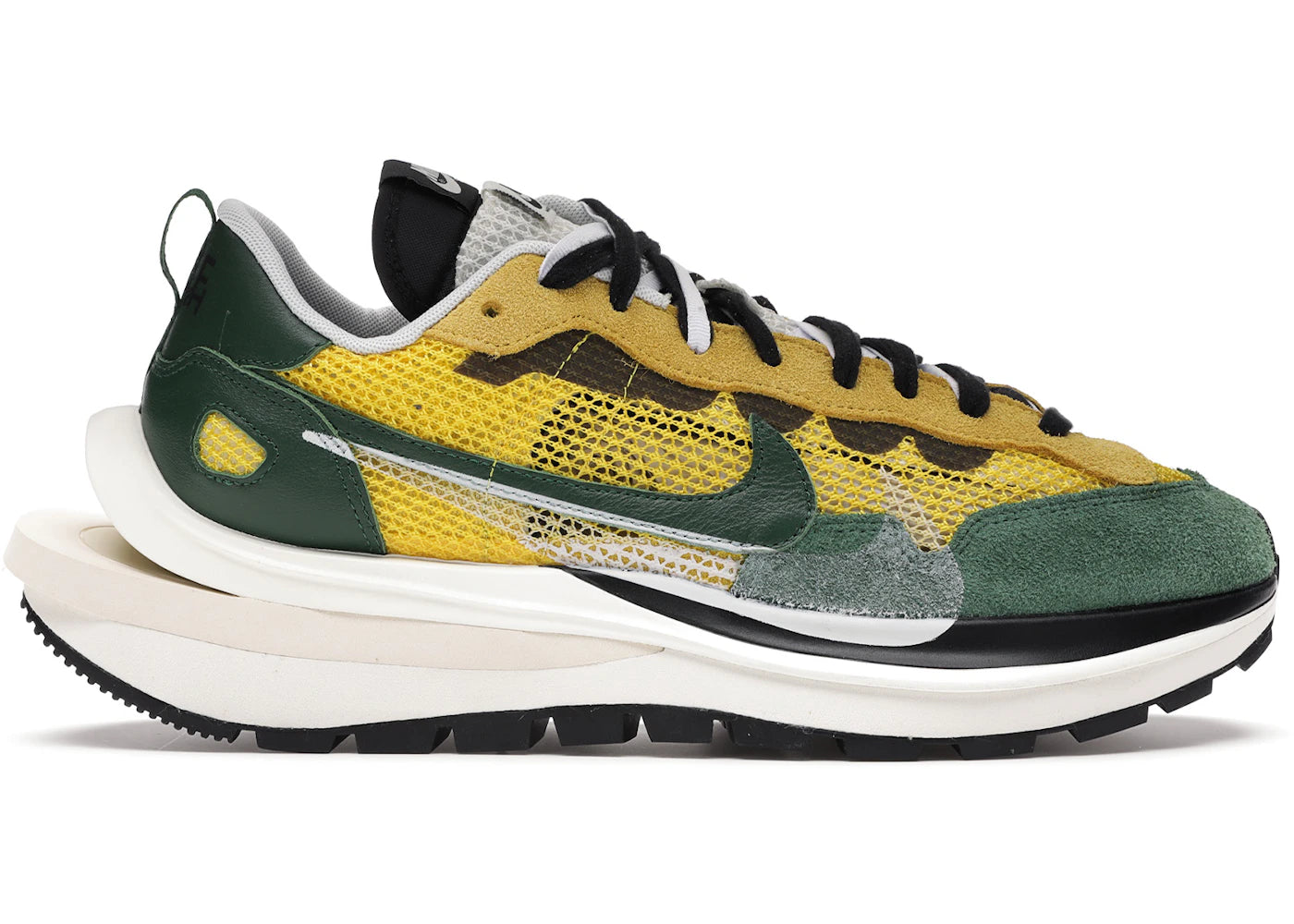 450095 Nike Vaporwaffle sacai Tour Yellow Stadium Green