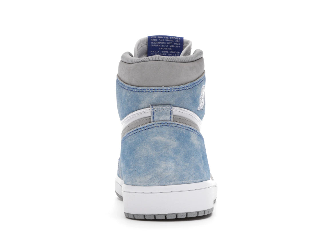588560 Air Jordan 1 Retro High OG 'Hyper Royal'