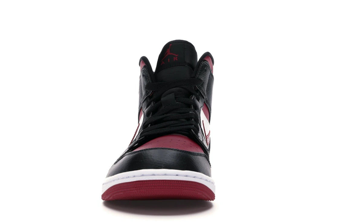 824745 Jordan 1 Mid Bred Toe