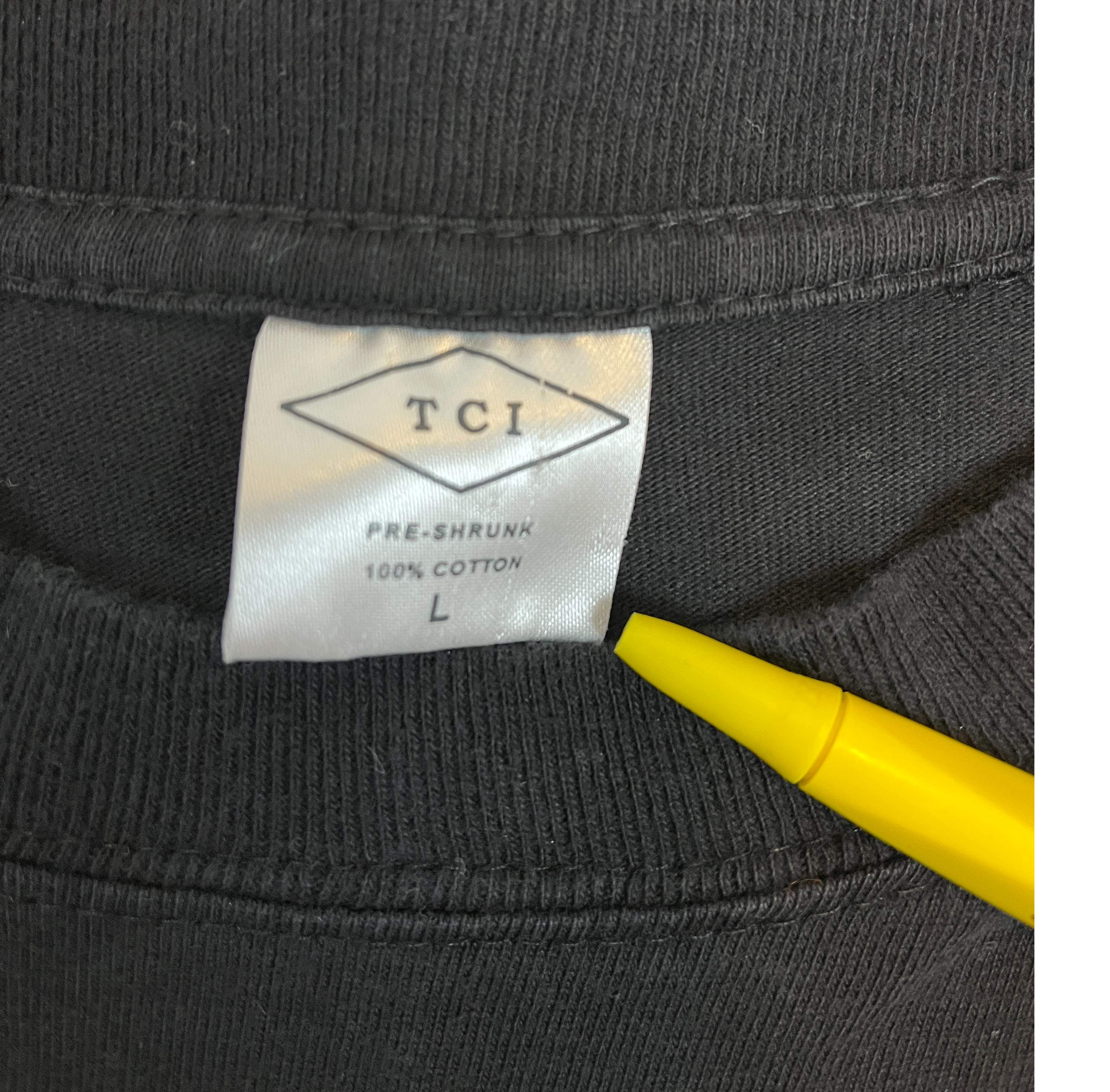 413694 (2003) Pearl Jam 'The Riot Act' Tour Concert Skull T-Shirt