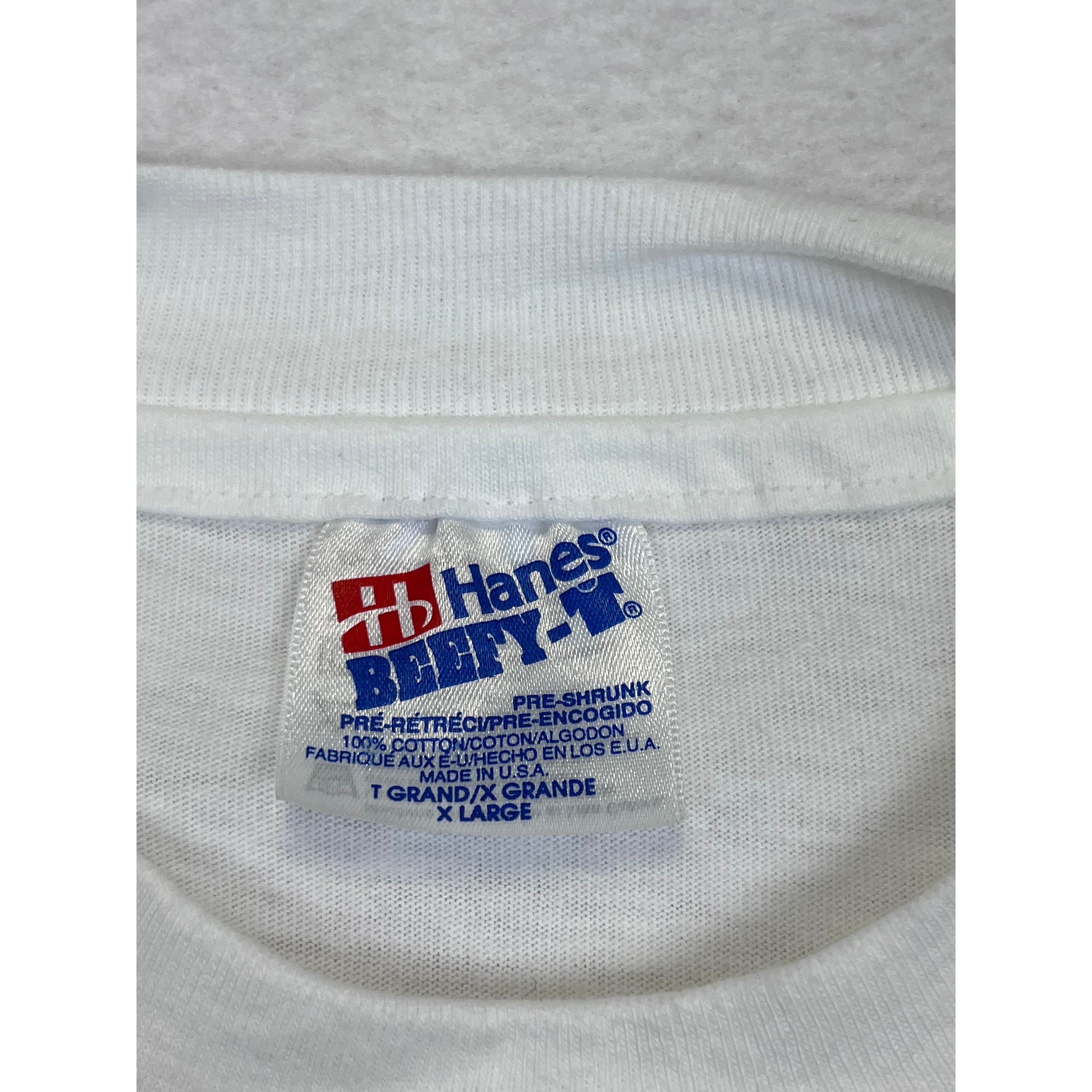 275717 (90s) MGTC Cream Cracker James Bond Classic Car T-Shirt