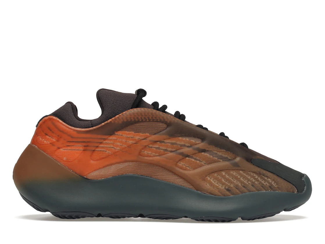 SP13084 Yeezy 700 V3 'Copper Fade'
