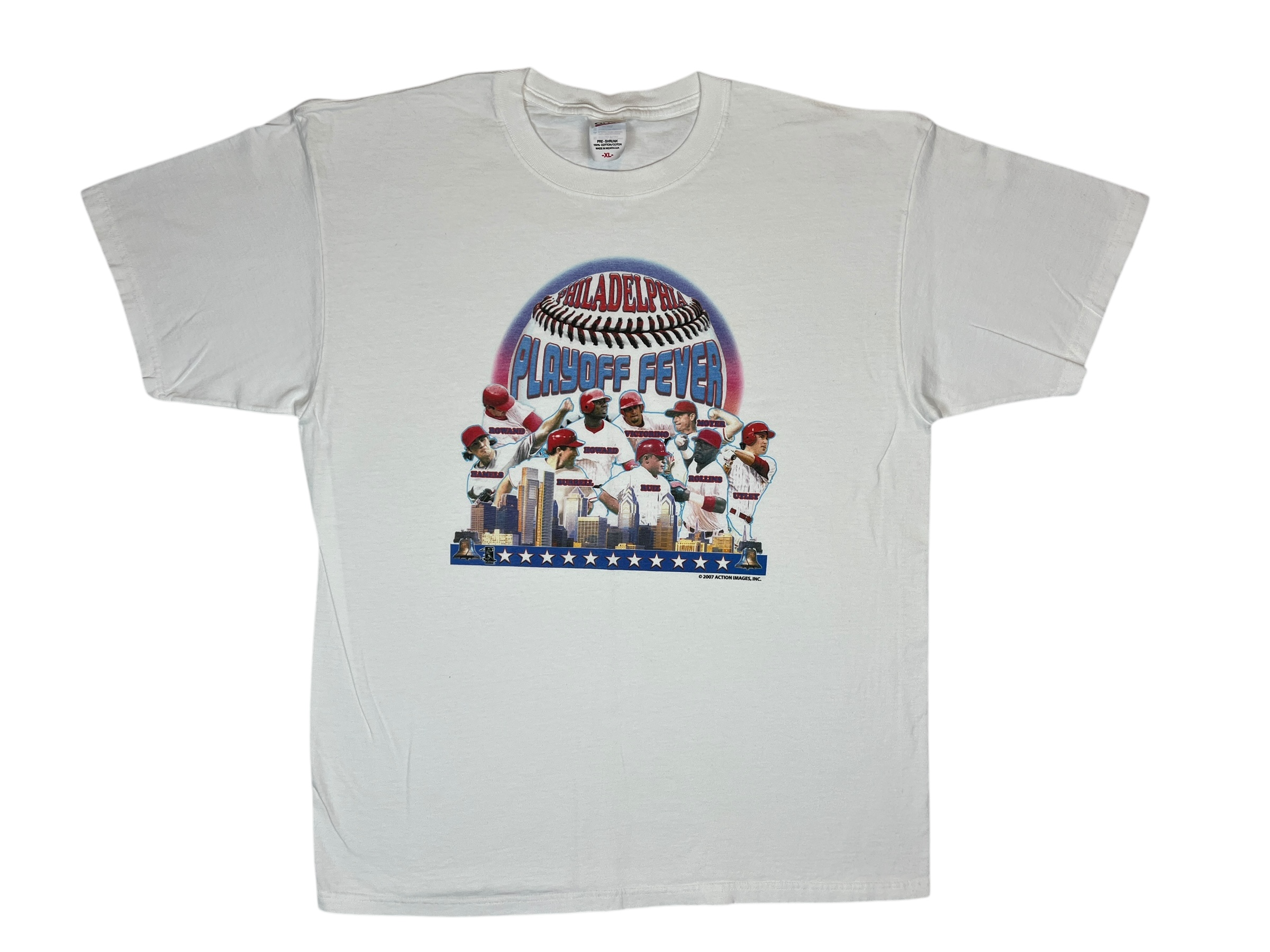 375193 (2007) Philadelphia Phillies 'Playoff Fever' Players Photo T-Shirt