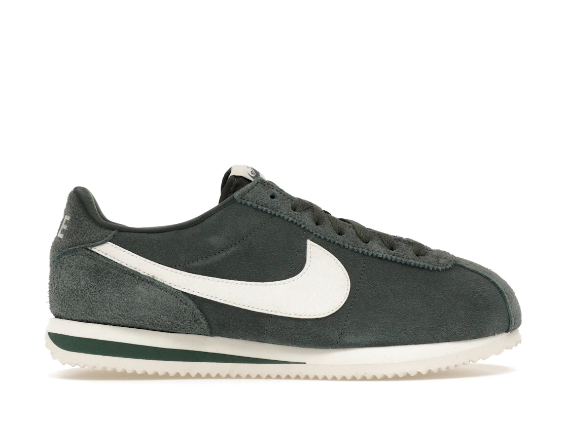 811599 Nike Cortez Vintage Green