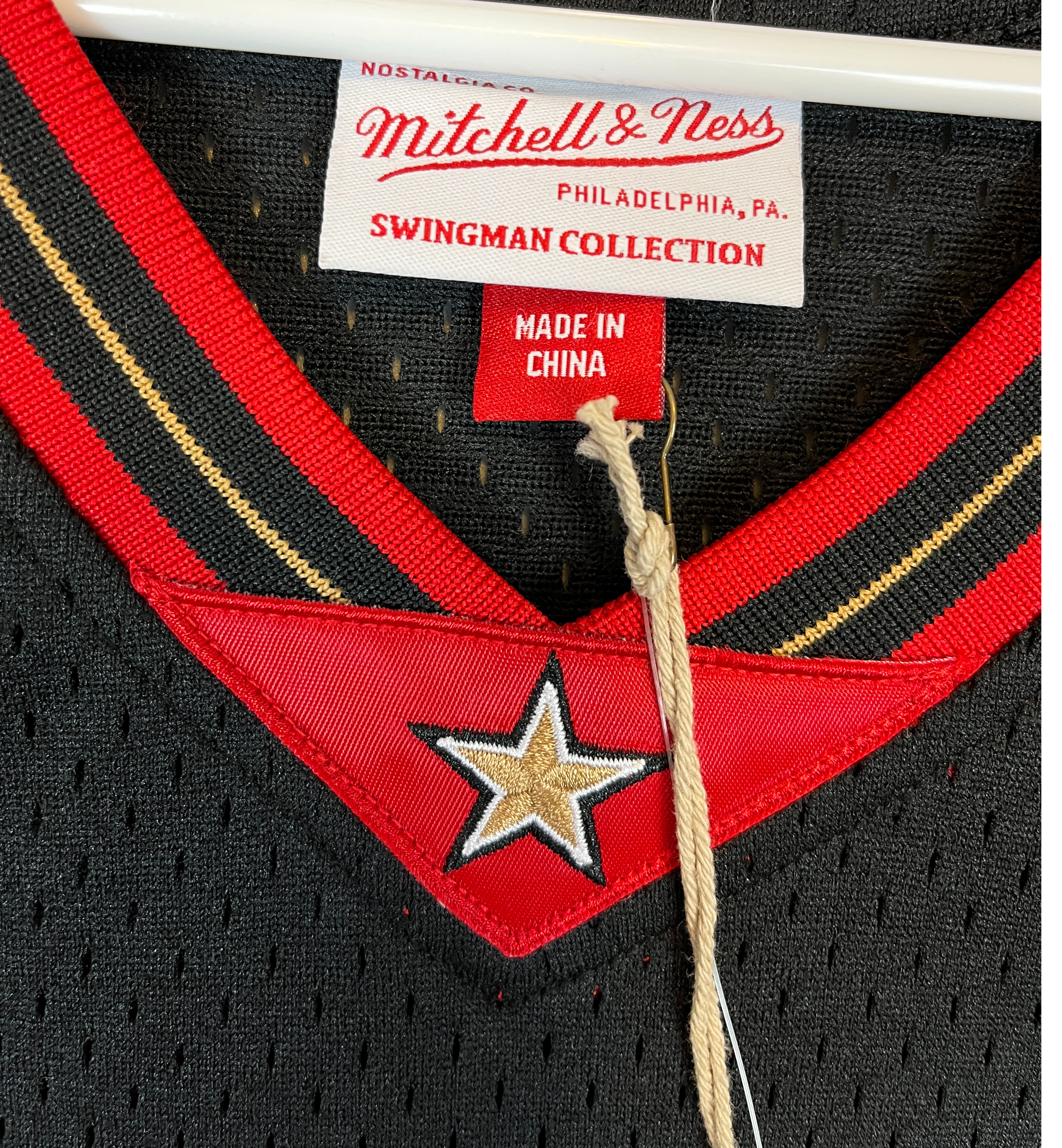 413695 (modern) Allen Iverson Mitchell & Ness Swingman Jersey w/ Tags