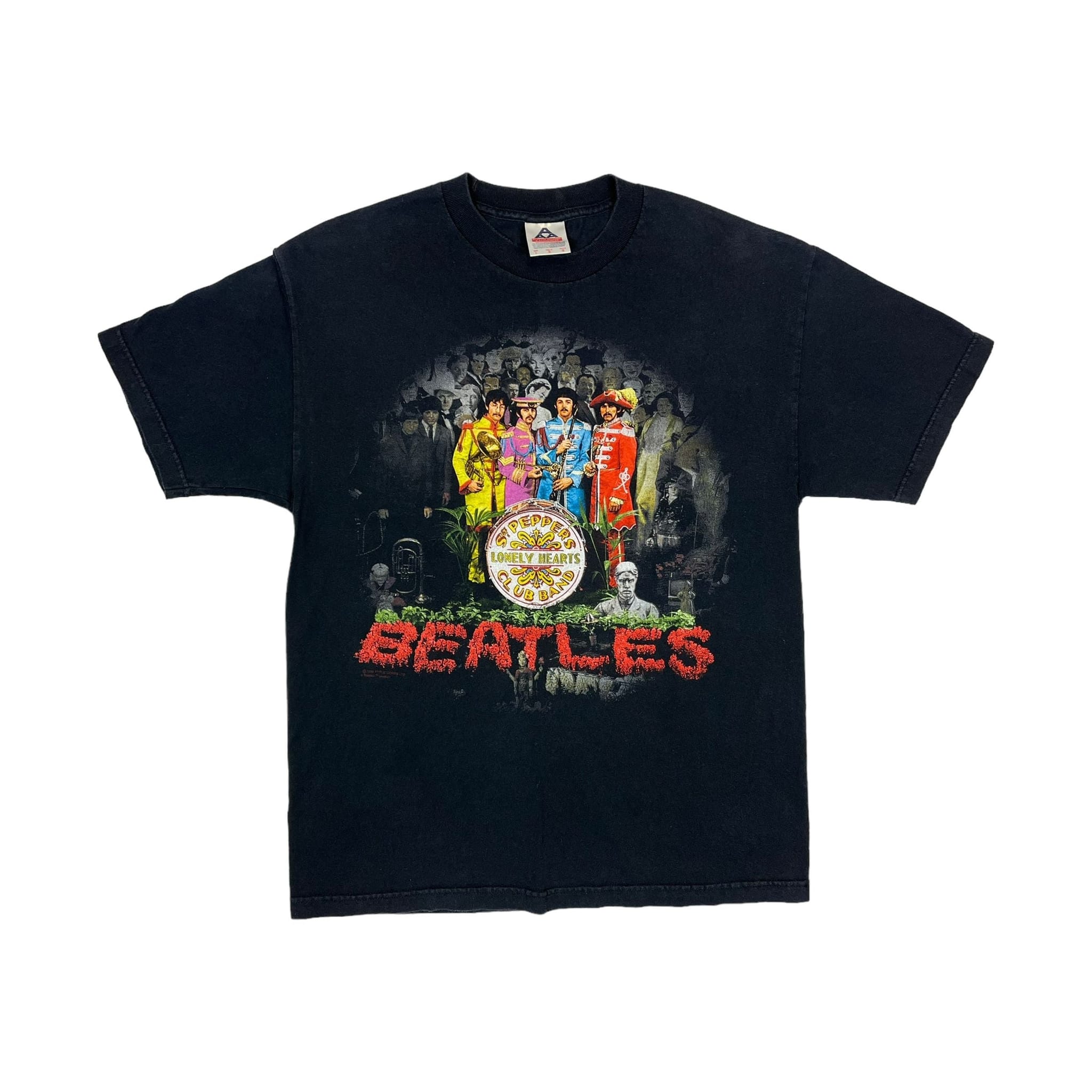 267922 (1999) The Beatles Sgt Pepper's Lonely Hearts Club Band Album T-Shirt