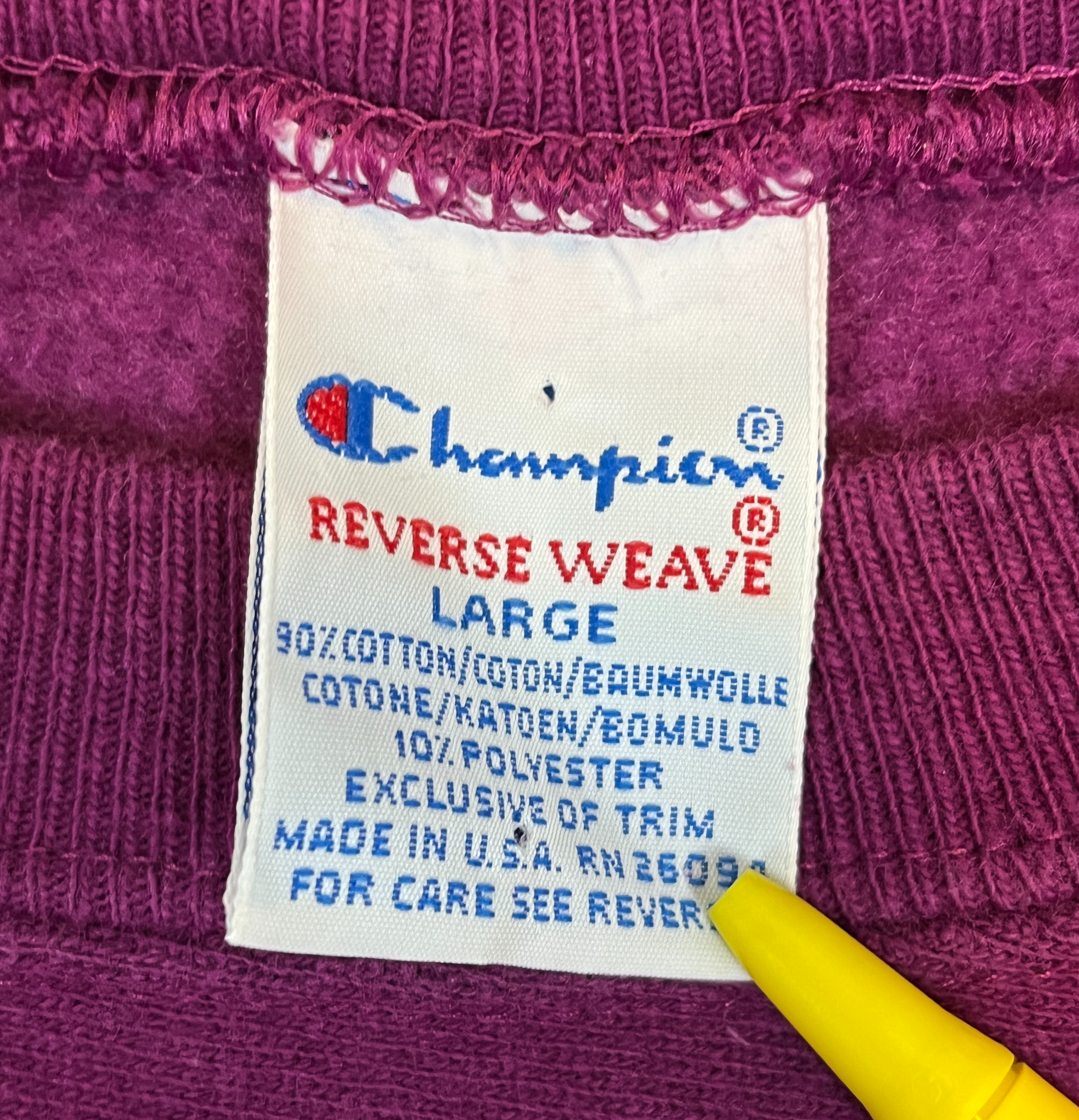 413701 (80s) Champion Reverse Weave Magenta Purple Crewneck