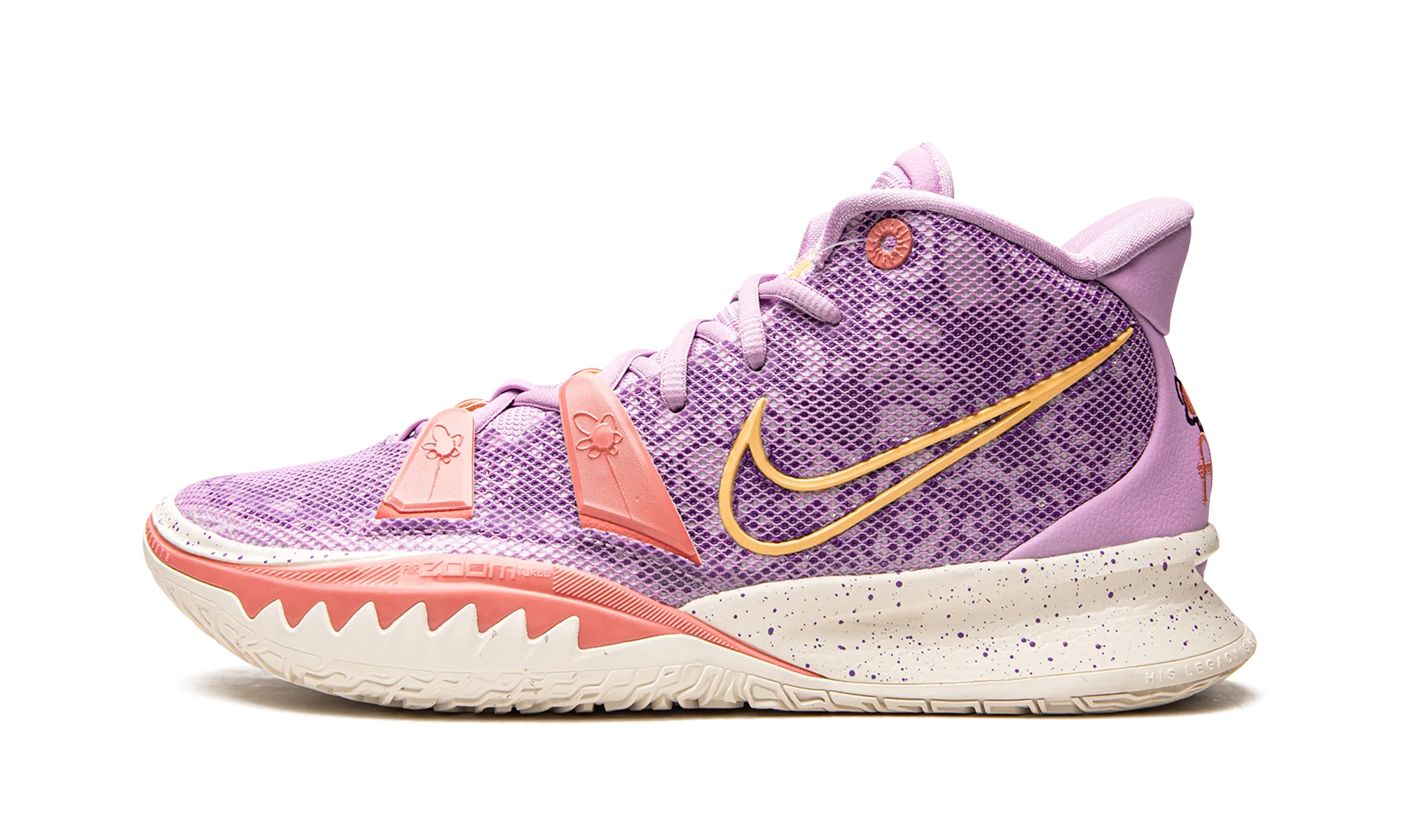 522708 Kyrie 7 "Daughters"