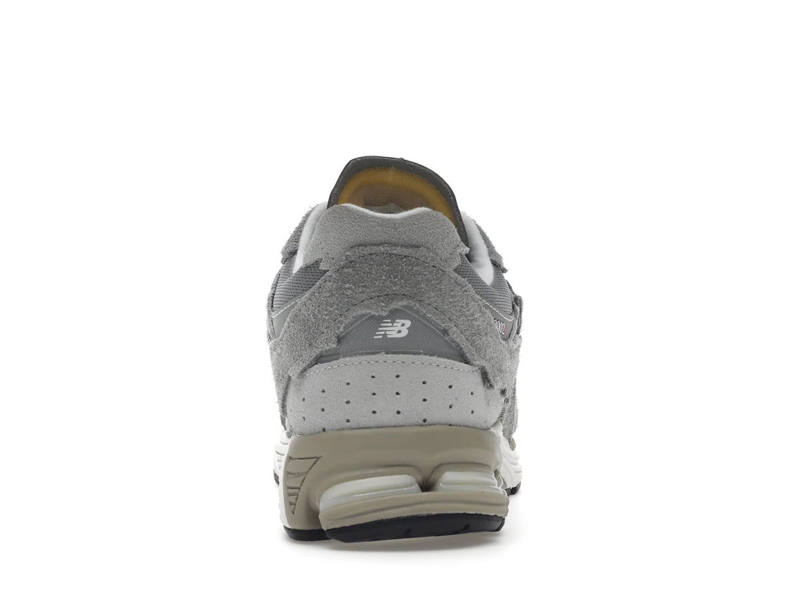 786070 New Balance 2002R Protection Pack Grey