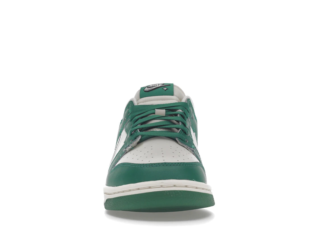 345943 Nike Dunk Low SE Lottery Pack Malachite Green