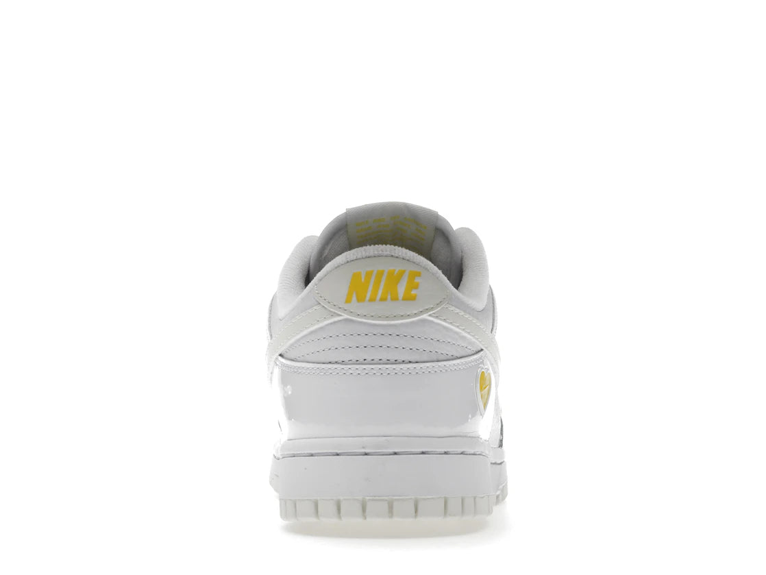 322868 Wmns Dunk Low 'Valentine's Day - Yellow Heart'