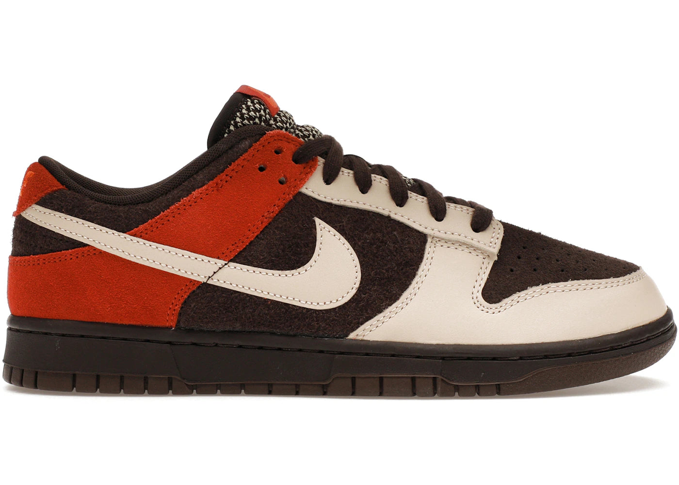 711997 Nike Dunk Low Red Panda