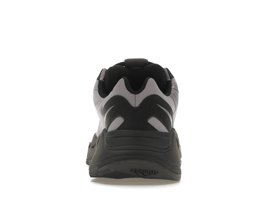 603924 Yeezy Boost 700 MNVN 'Geode'