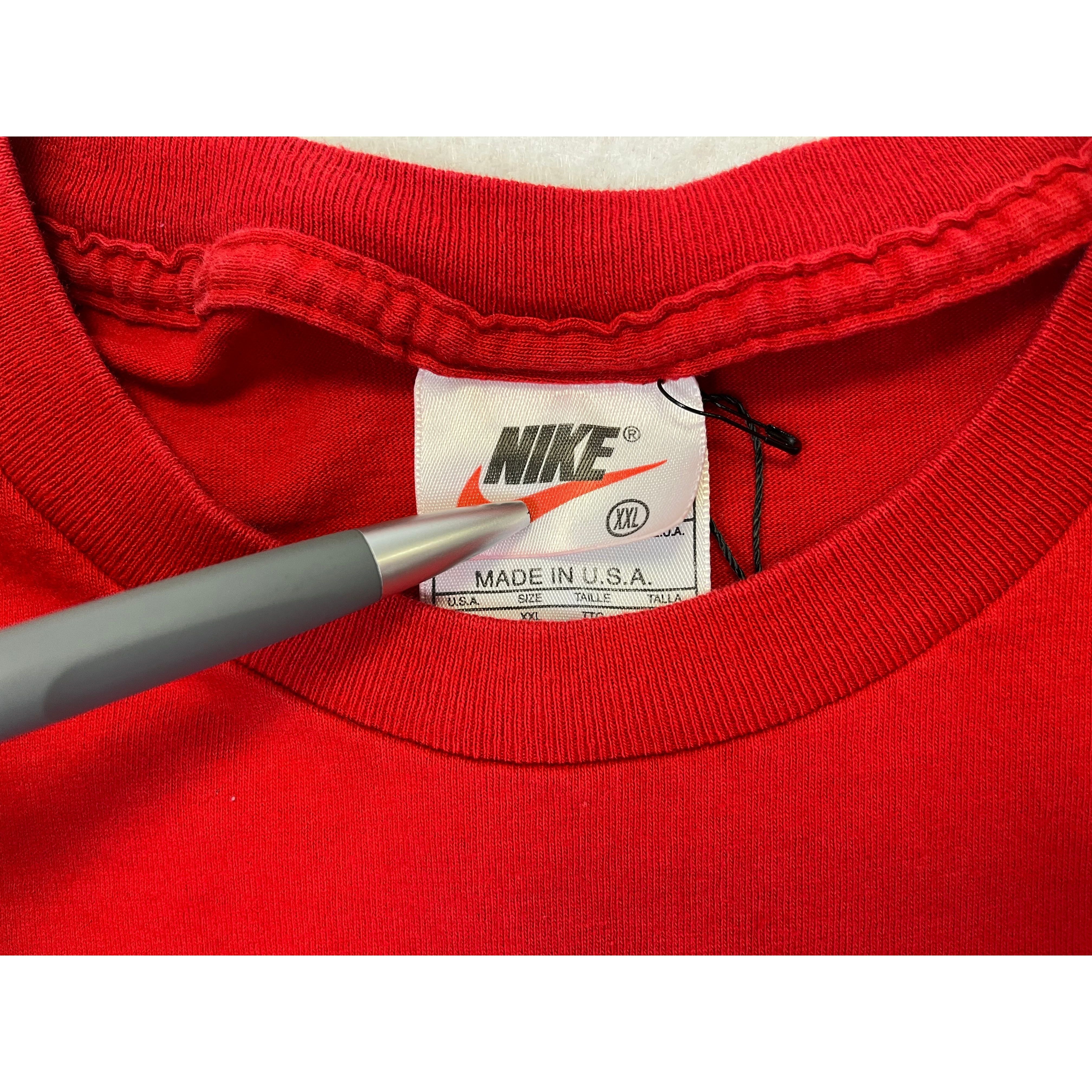 338034 (90s) Nike Essential Swoosh Made in USA Red T-Shirt