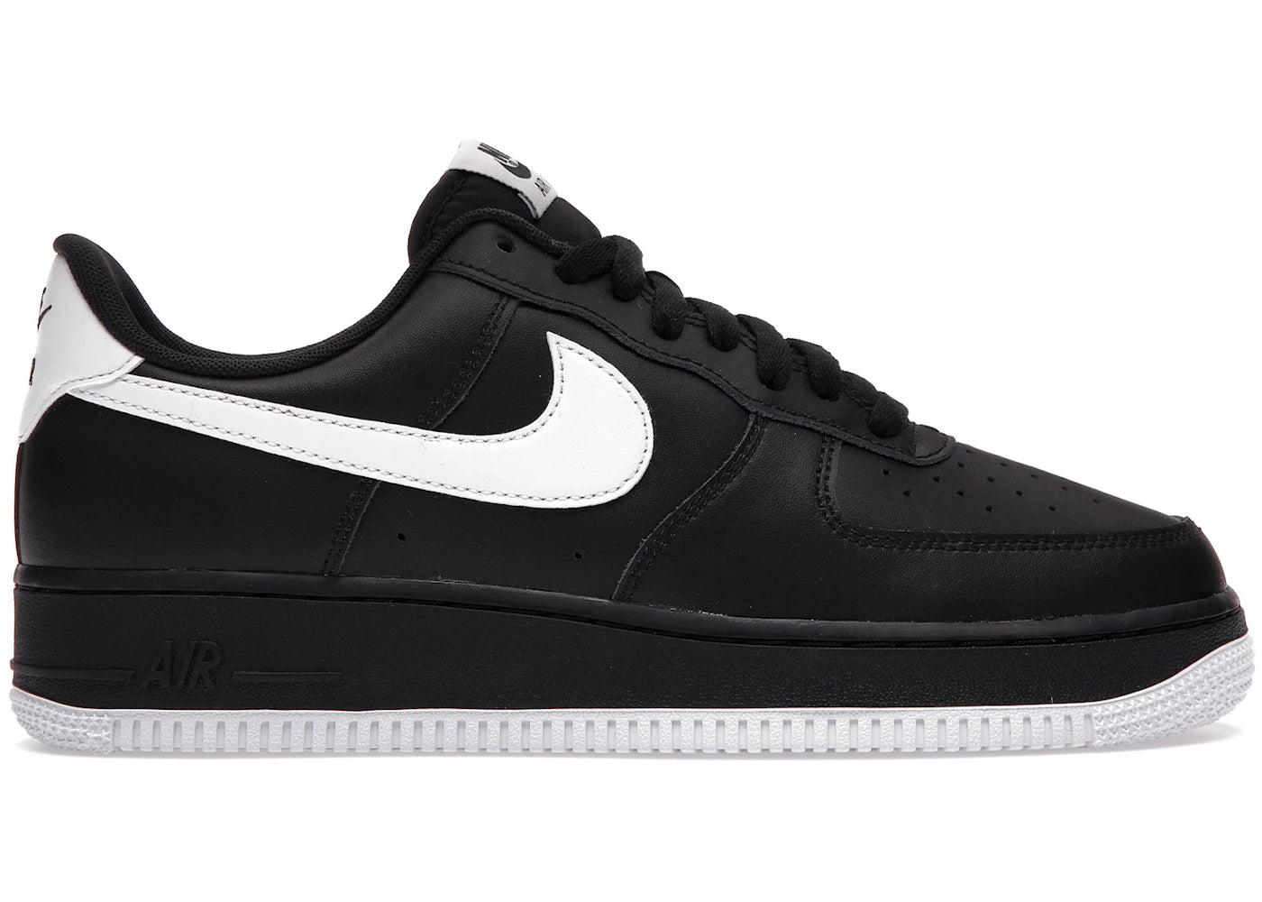 800439 Nike Air Force 1 Low '07 Black White