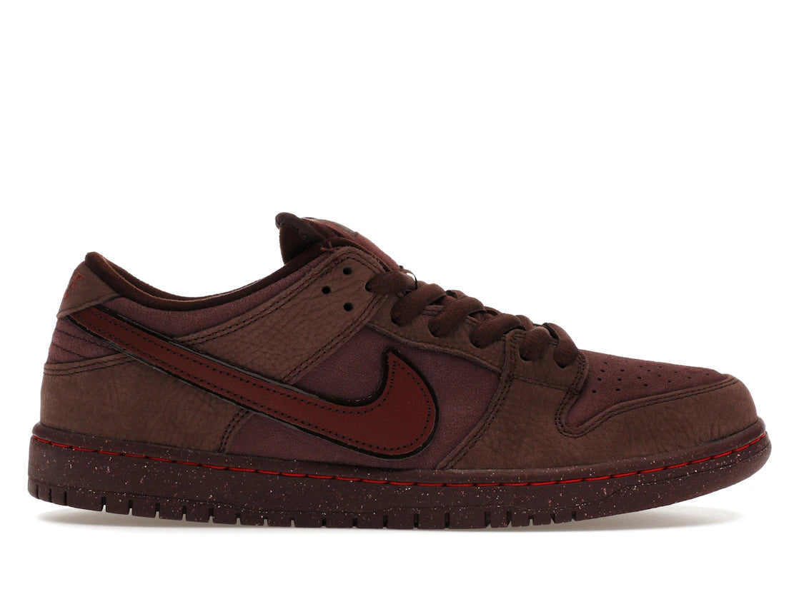 719612 Nike SB Dunk Low City Of Love Burgundy Crush