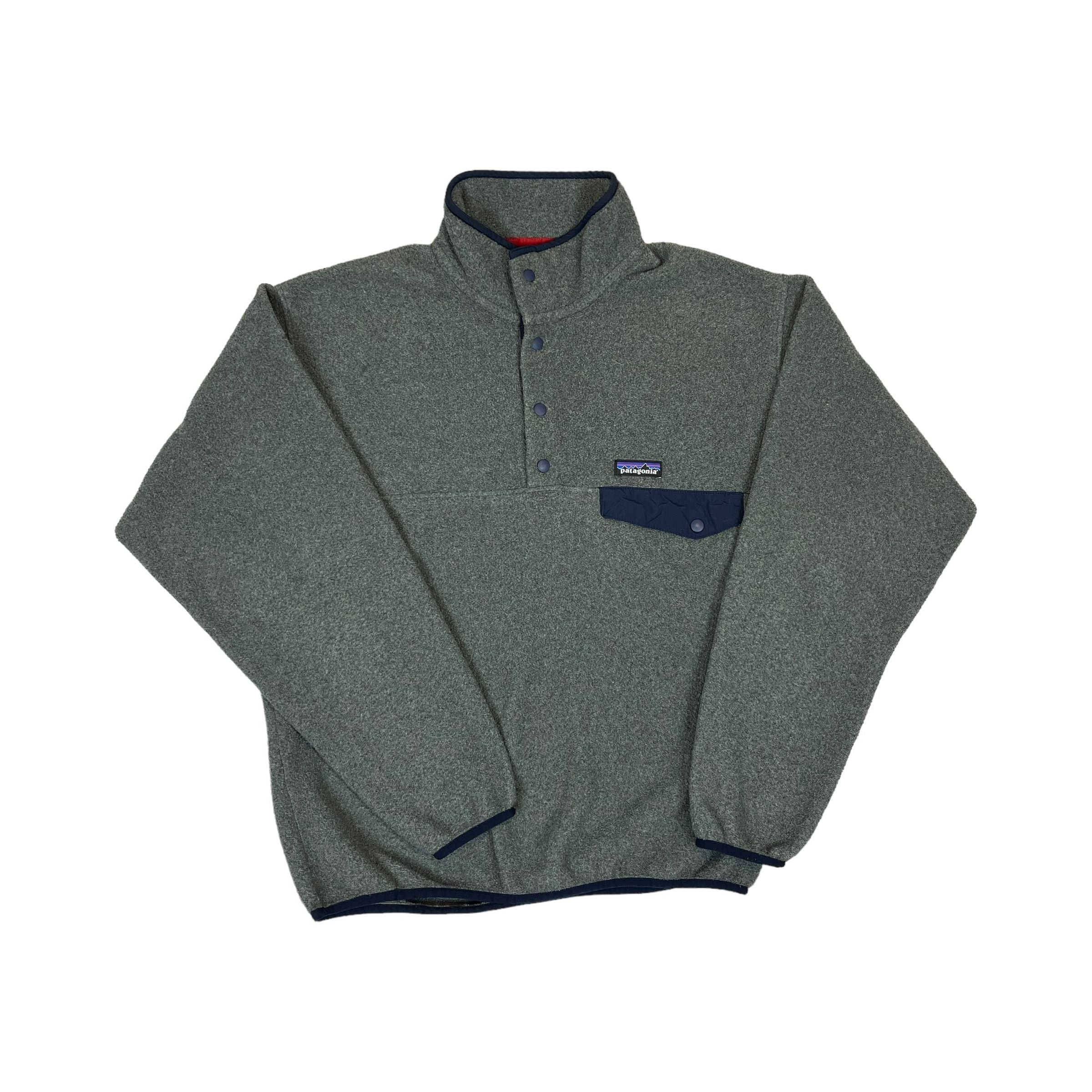 268216 (modern) Patagonia Synchilla Gray Snap Fleece