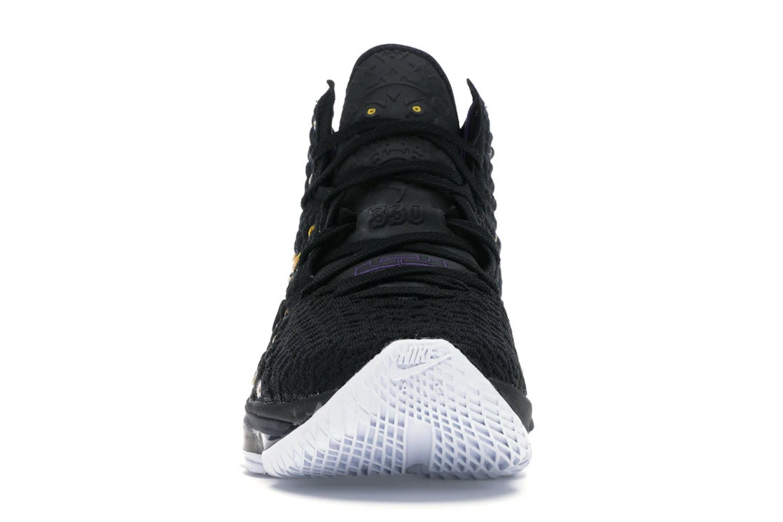 625193 Nike LeBron 17 Lakers