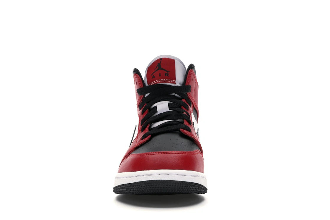 SP16320 Air Jordan 1 Mid GS 'Chicago Black Toe'