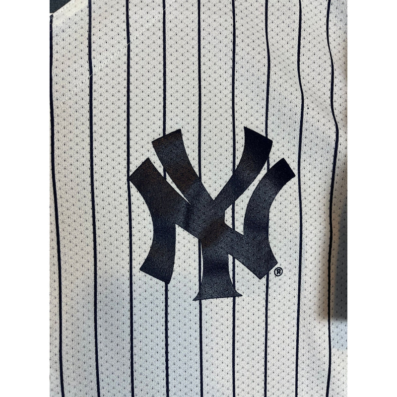 (90s) New York Yankees Pinstripe Reversible Jersey