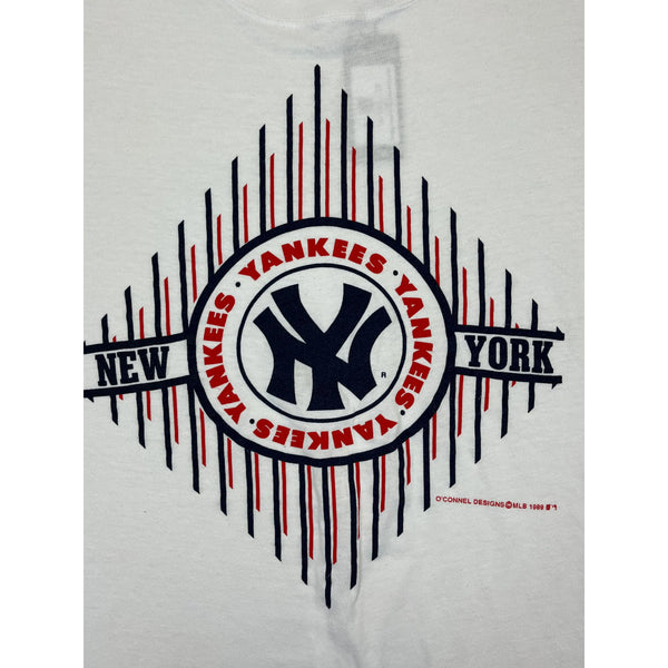 (1989) New York Yankees MLB Stripes T-Shirt