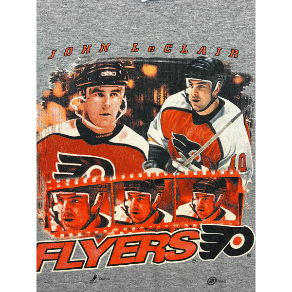 (90s) John LeClair Philadelphia Flyers Photo NHL T-Shirt