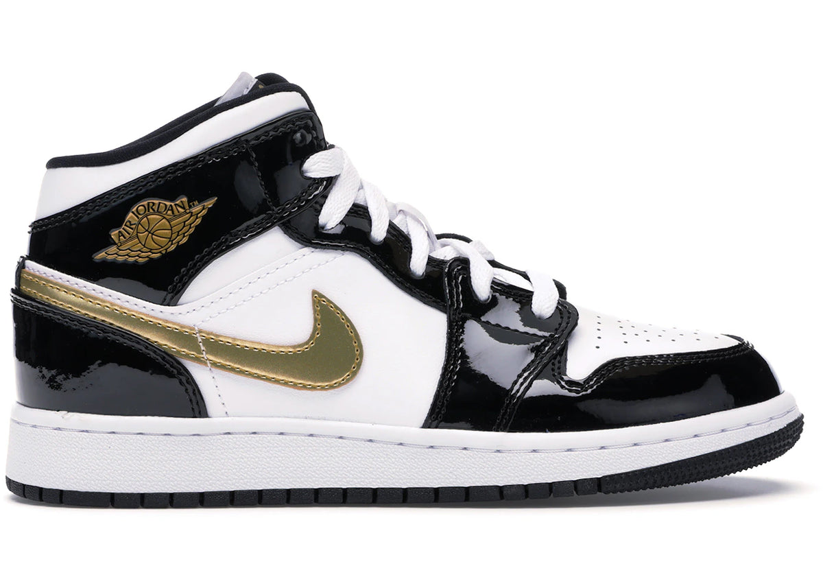 https://images.stockx.com/images/Air-Jordan-1-Mid-Patent-Black-White-Gold-GS-Product.jpg?fit=fill&bg=FFFFFF&w=700&h=500&fm=webp&auto=compress&q=90&dpr=2&trim=color&updated_at=1738193358
