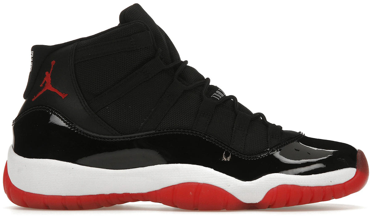 https://images.stockx.com/images/Air-Jordan-11-Retro-Playoffs-Bred-2012-GS-Product.jpg?fit=fill&bg=FFFFFF&w=1000&fm=webp&auto=compress&q=90&dpr=2&trim=color&updated_at=1738193358