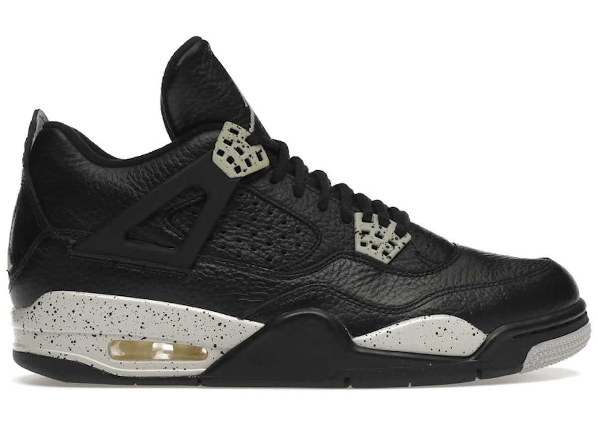 https://images.stockx.com/images/Air-Jordan-4-Retro-Oreo-Tech-Grey-2015-Product.jpg?fit=fill&bg=FFFFFF&w=700&h=500&fm=webp&auto=compress&q=90&dpr=2&trim=color&updated_at=1738193358