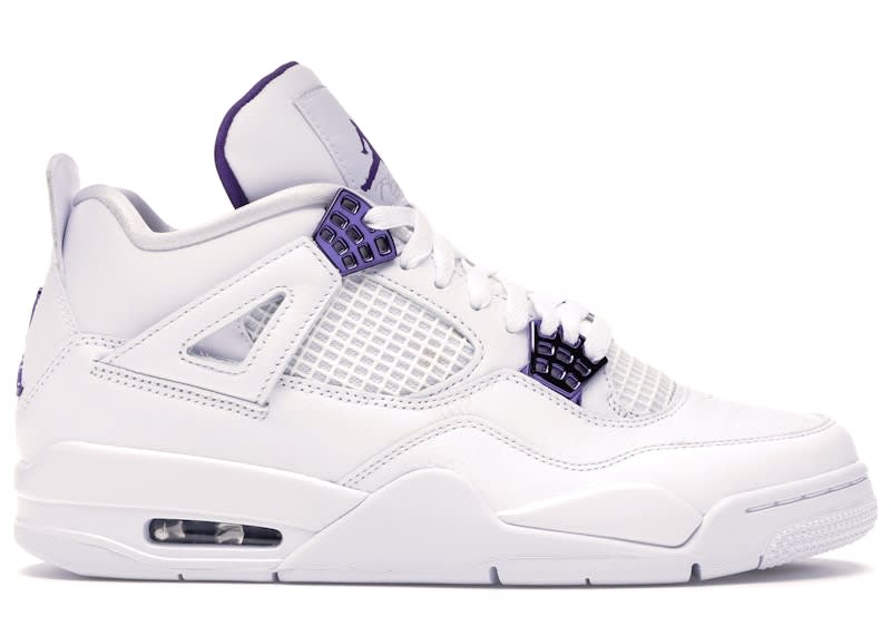 https://res.cloudinary.com/dlqdbsx2k/image/upload/v1770670300/Air-Jordan-4-Retro-White-Court-Purple-Product_fbtk3g.jpg
